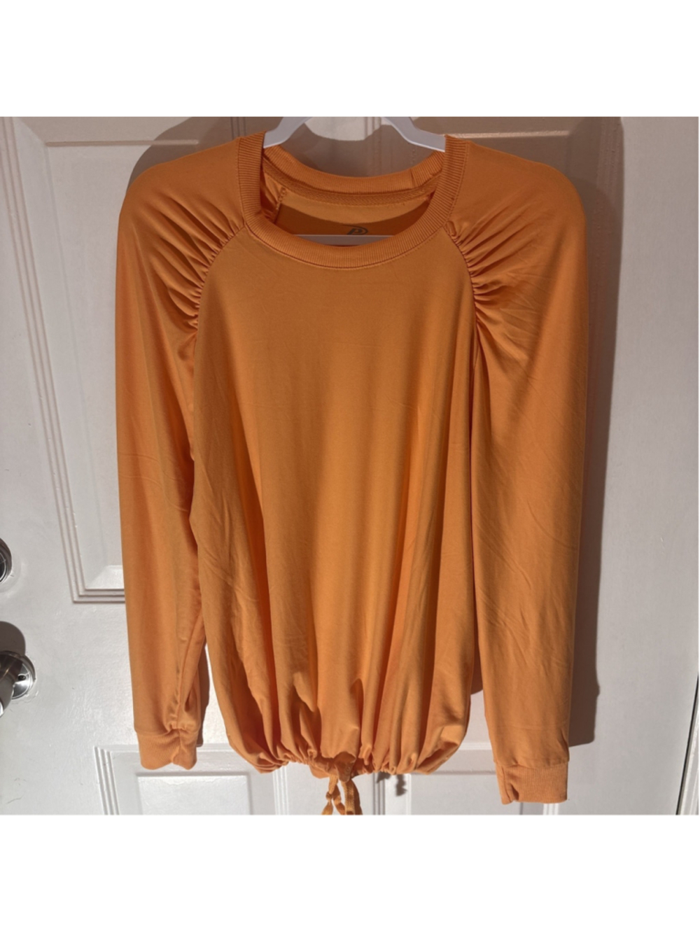 Pro Player Activewear Top Womens Sz Med Long Sleeve Orange Draw string Hem 1135